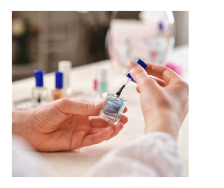 Ecrinal utrjevalec za nohte